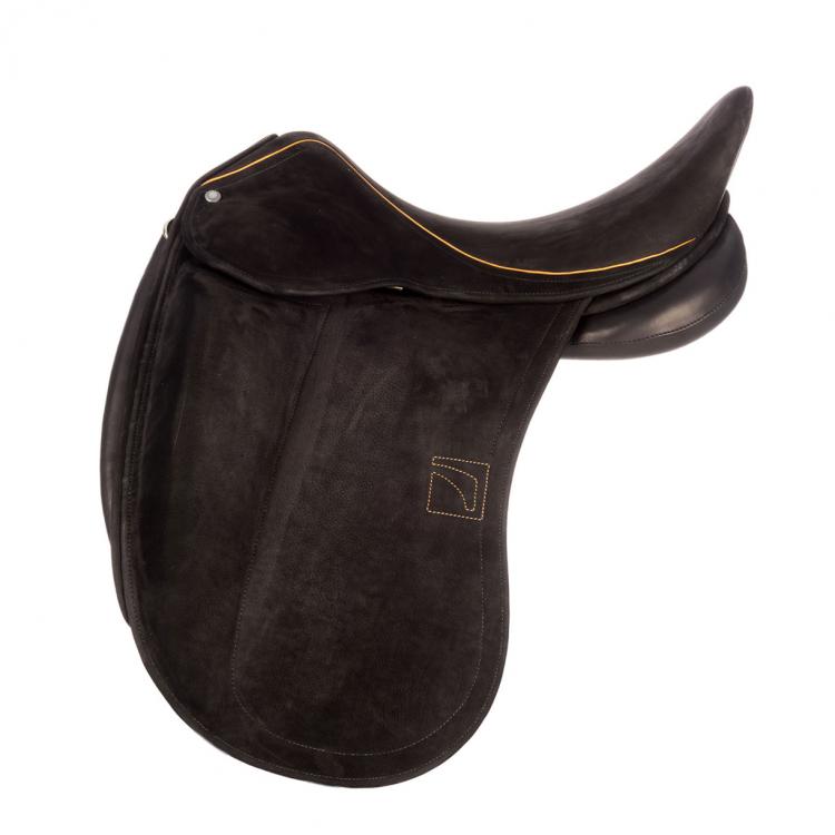 DGP_selle_dressage_childeric_profil.jpg