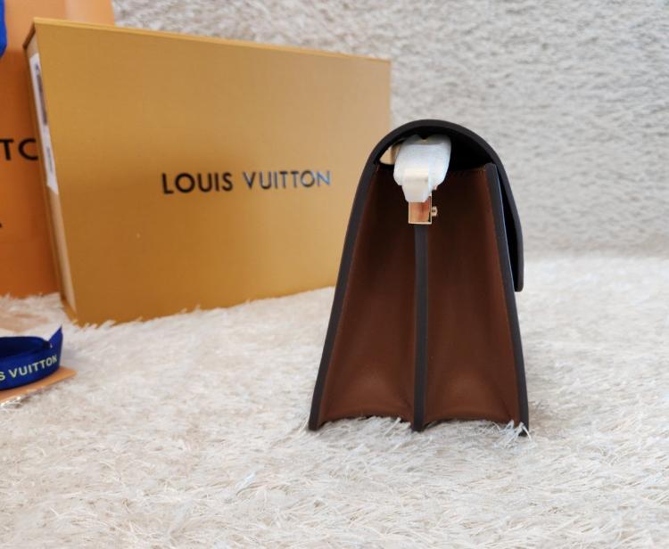 사용자가 올린 이미지 (10).jpg