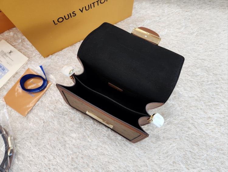 사용자가 올린 이미지 (15).jpg